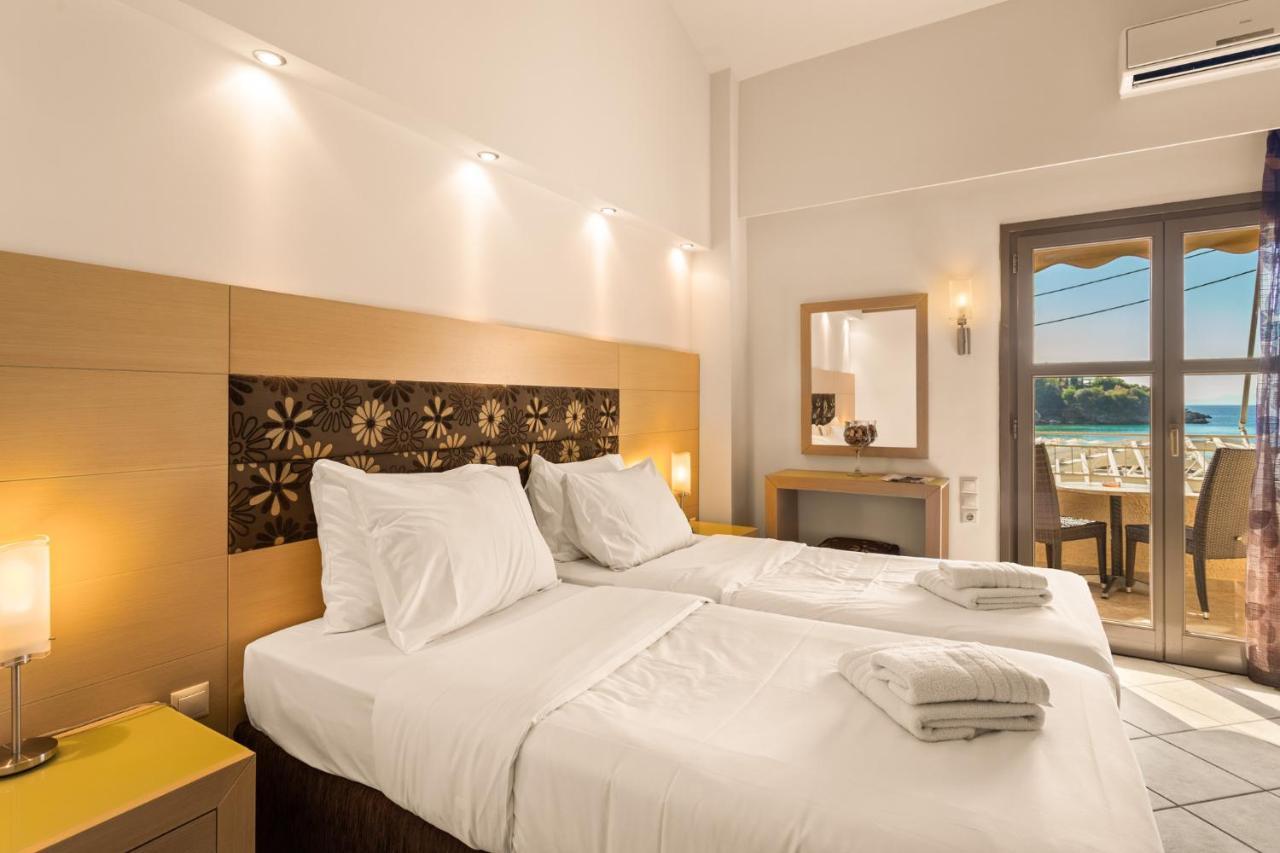 Kalogria Aparthotel Stoupa Ngoại thất bức ảnh