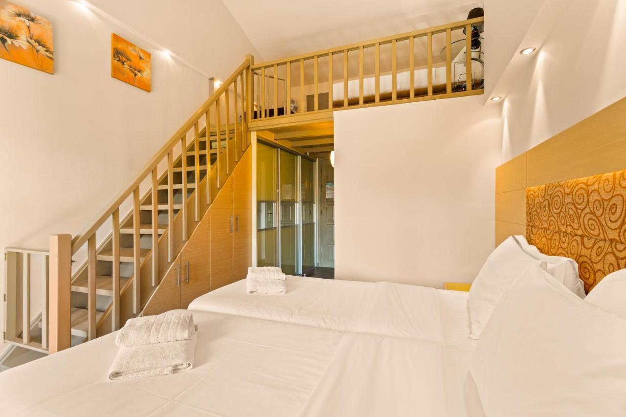Kalogria Aparthotel Stoupa Ngoại thất bức ảnh