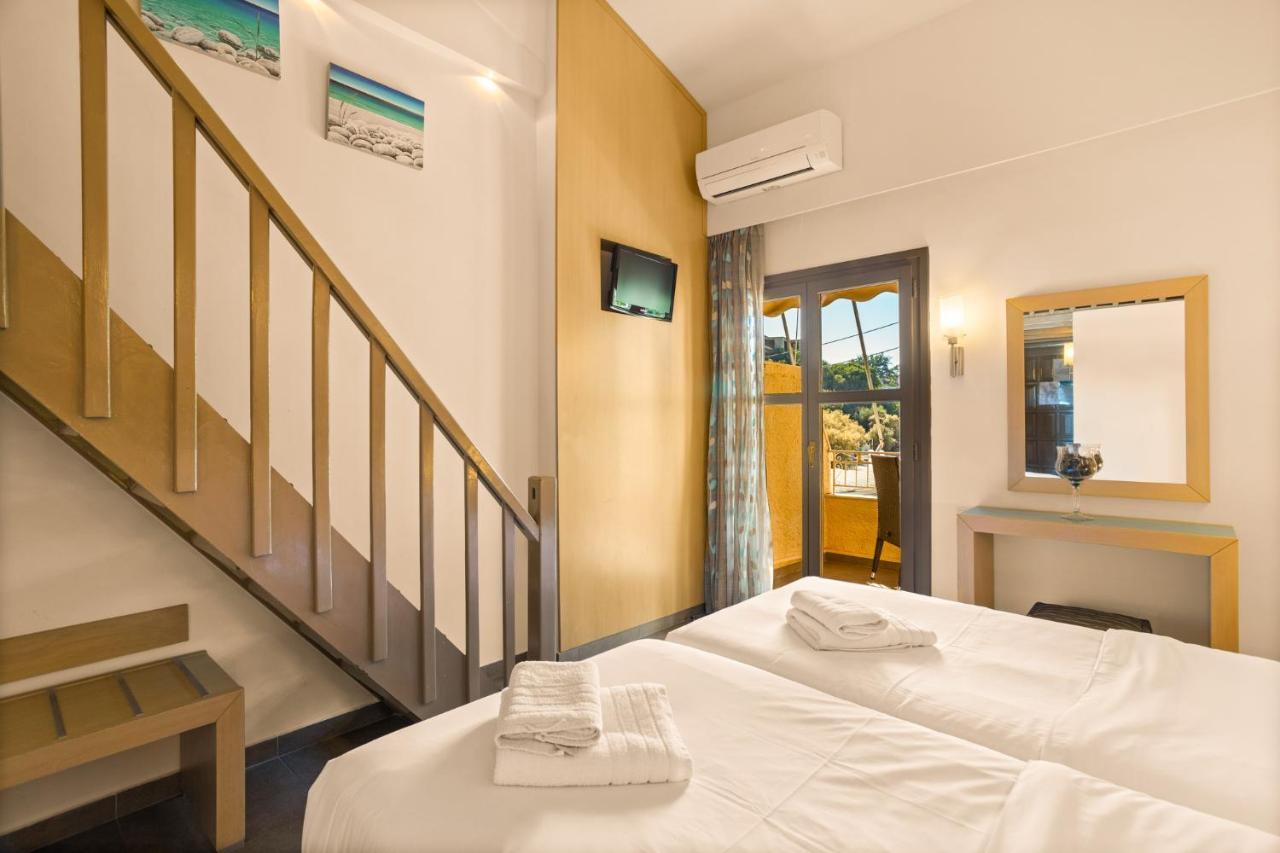 Kalogria Aparthotel Stoupa Ngoại thất bức ảnh