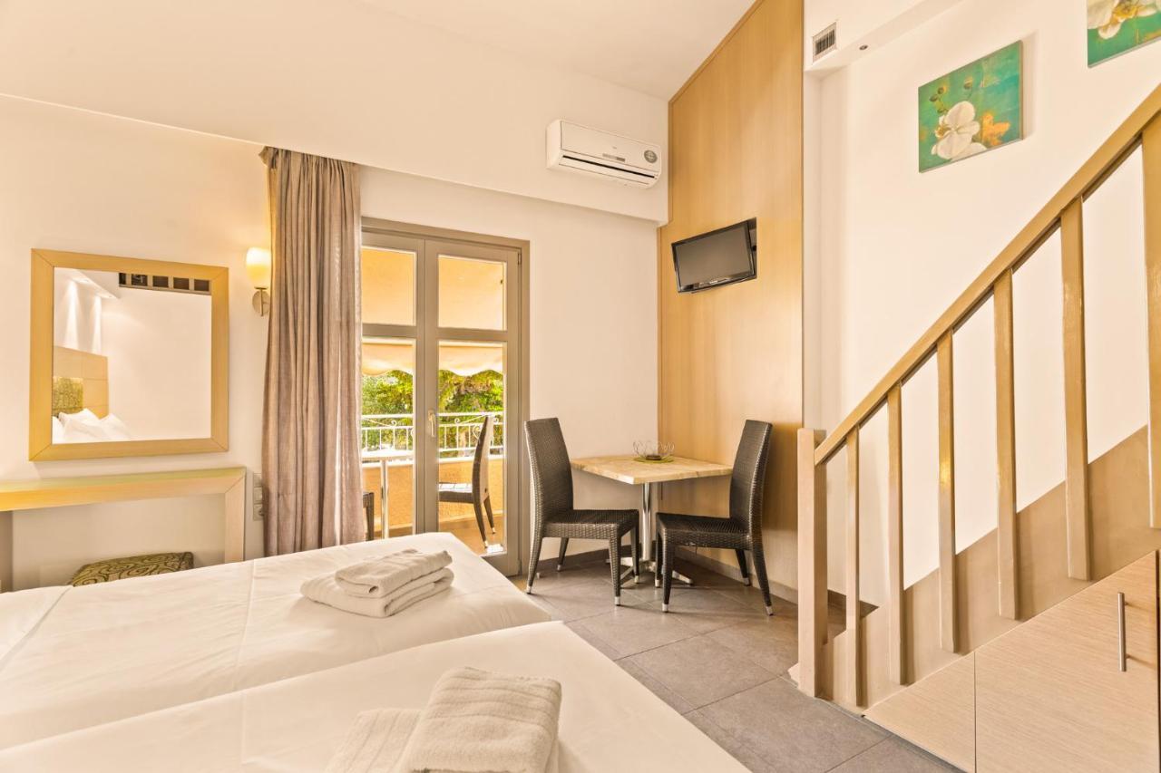 Kalogria Aparthotel Stoupa Ngoại thất bức ảnh